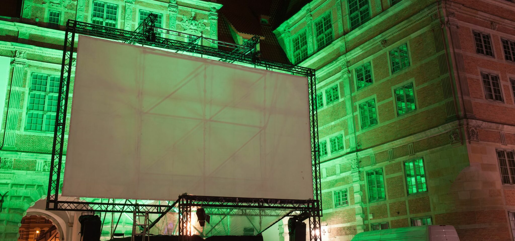 Video Wall vs. Projector Screen Los Angeles LED Rental